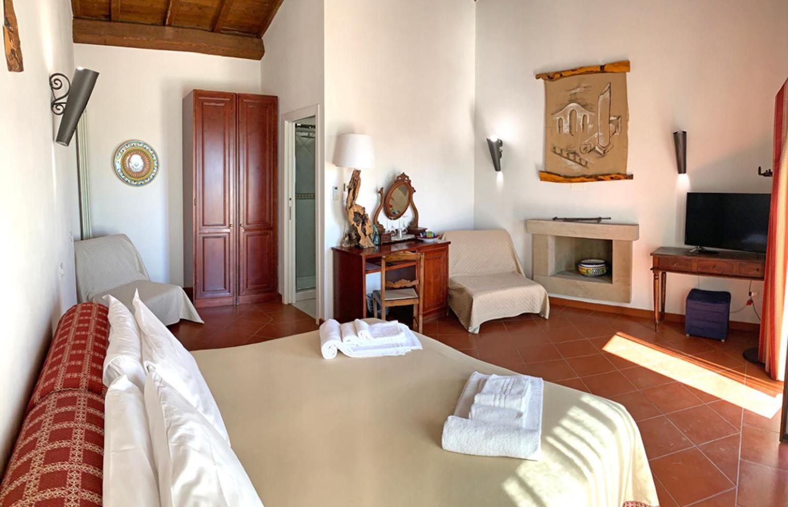 Resort Fonte Vulci Canino المظهر الخارجي الصورة